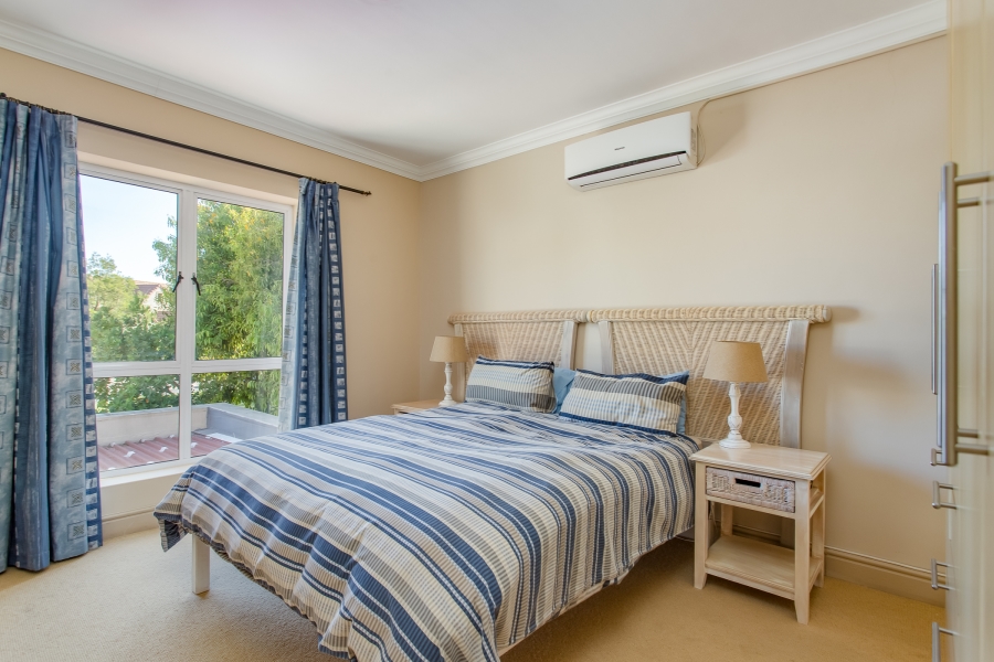 To Let 4 Bedroom Property for Rent in Boschenmeer Golf Country Estate Western Cape